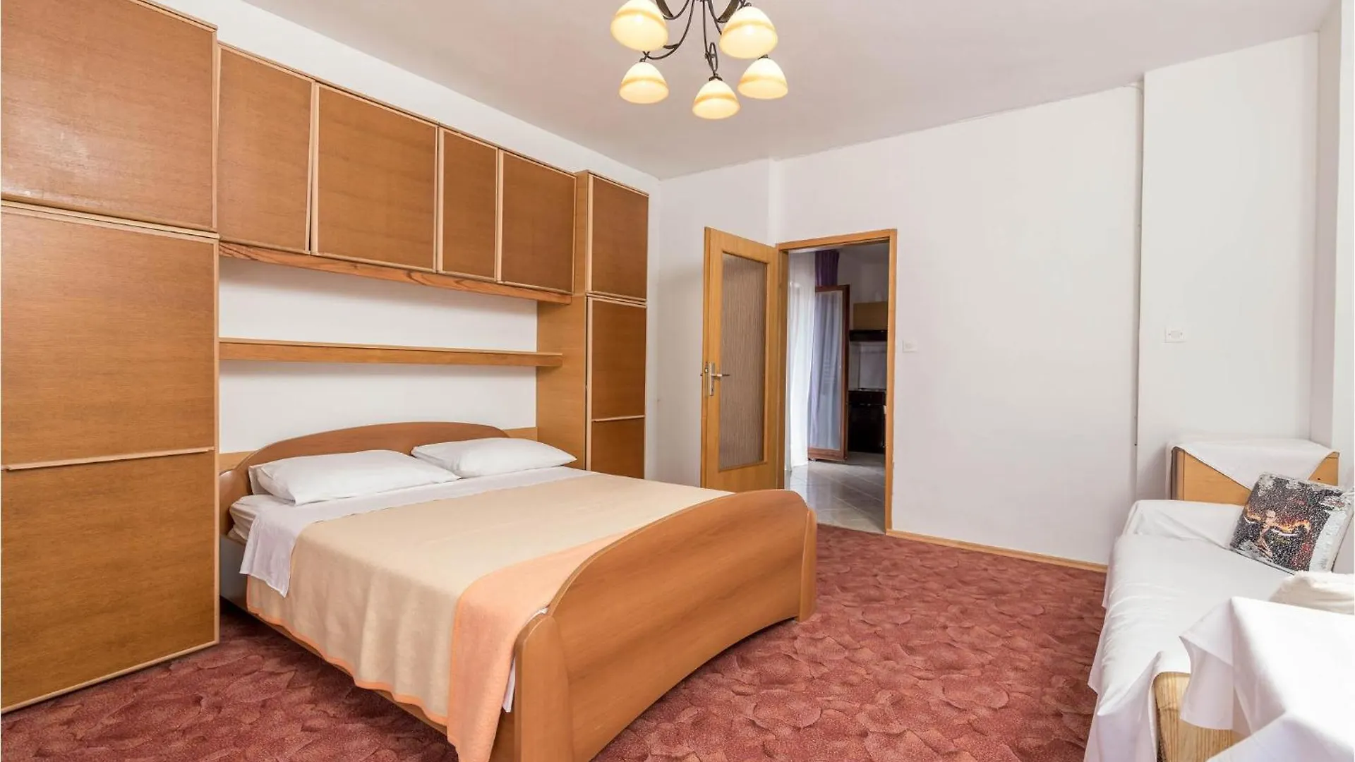 2 Bedroom Amazing Apartment In Lovran Horvátország
